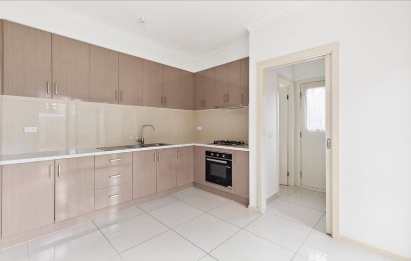 Photo - 3/166 David Street, Dandenong VIC 3175 - Image 3