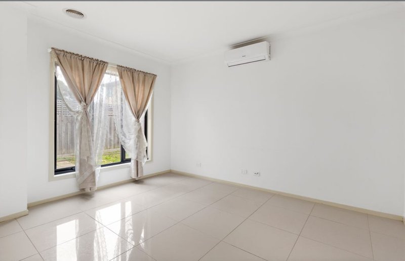Photo - 3/166 David Street, Dandenong VIC 3175 - Image 4