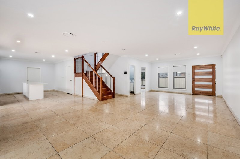 3/167 Belmore Road, Peakhurst NSW 2210