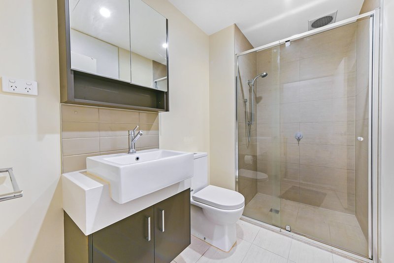 Photo - 316/80 Cheltenham Road, Dandenong VIC 3175 - Image 7