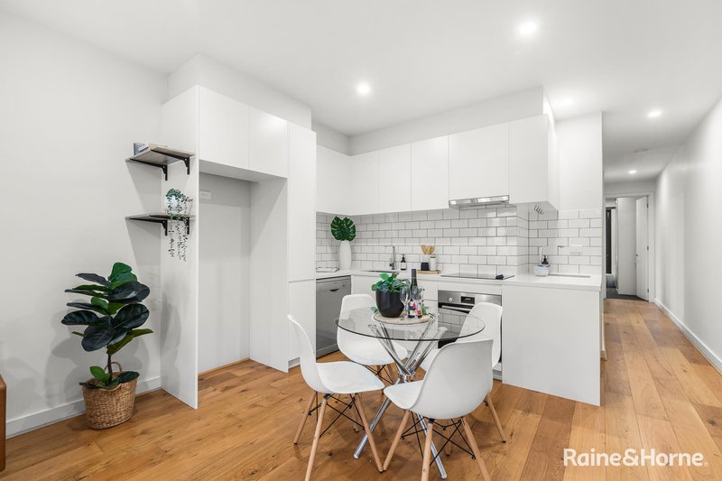 Photo - 3/16a Leonard Cresent , Ascot Vale VIC 3032 - Image 5