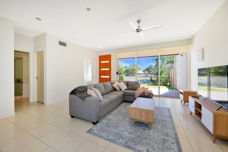 Photo - 3/17 - 19 Barramundi Drive, Woodgate QLD 4660 - Image 4