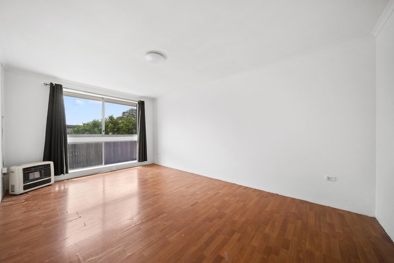 Photo - 3/17 Broughton Place, Queanbeyan NSW 2620 - Image 3