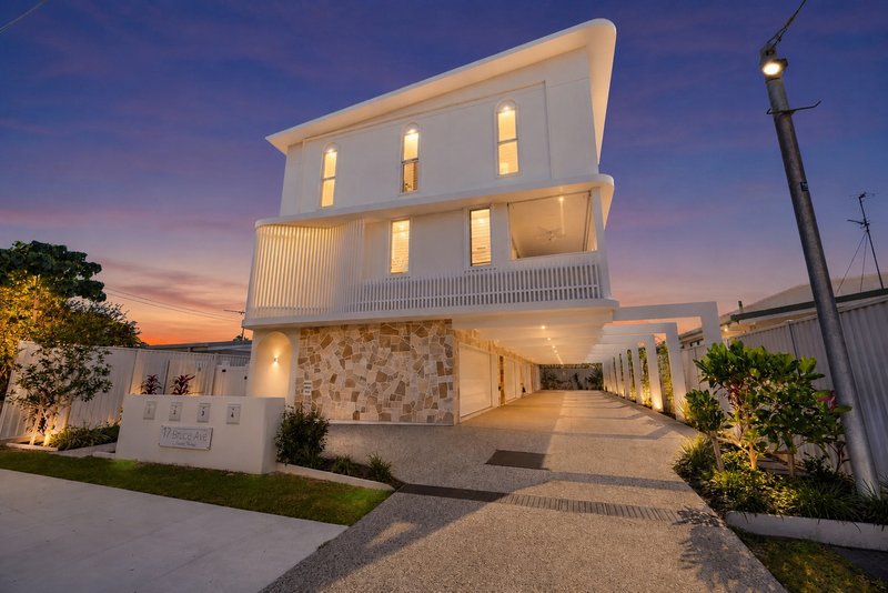 Photo - 3/17 Bruce Avenue, Paradise Point QLD 4216 - Image 1
