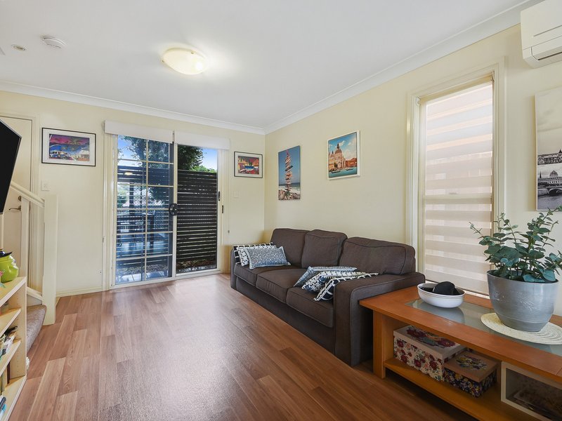 Photo - 3/17 Gledson Street, Zillmere QLD 4034 - Image 3