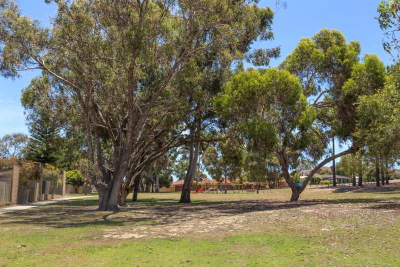 Photo - 3/17 Moore Gardens, Kardinya WA 6163 - Image 15