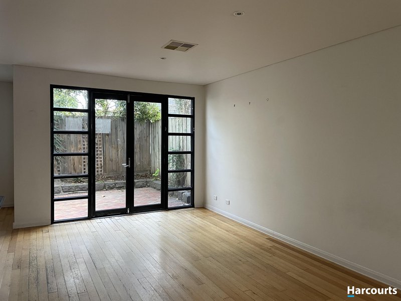 Photo - 3/17 Moore Street, Richmond VIC 3121 - Image 4