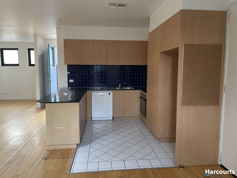 Photo - 3/17 Moore Street, Richmond VIC 3121 - Image 6