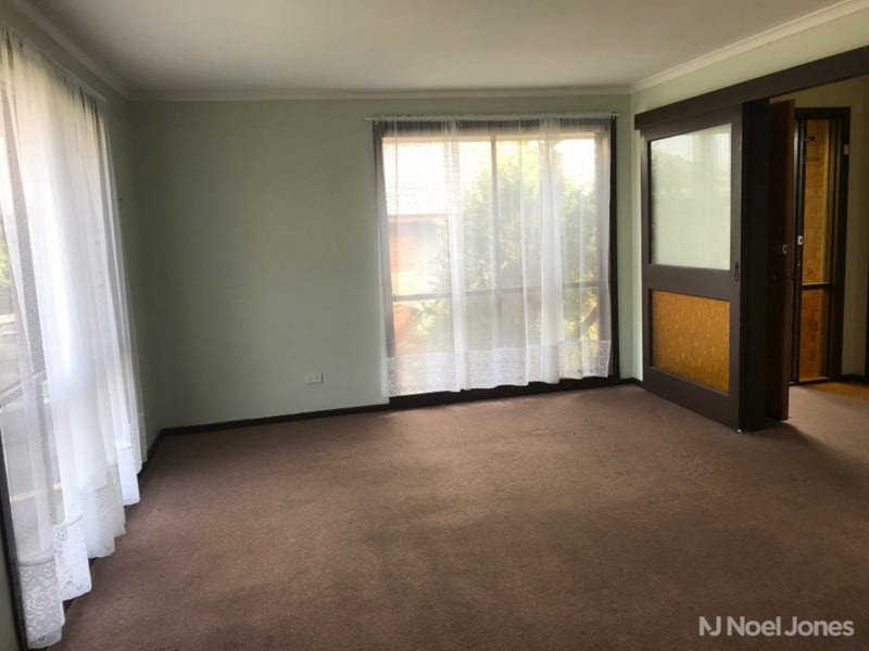 Photo - 3/17 Moresby Avenue, Bulleen VIC 3105 - Image 3