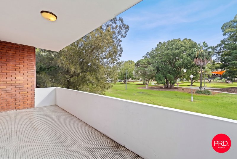 Photo - 3/17 Short Street, Carlton NSW 2218 - Image 2