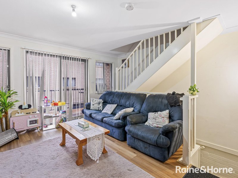 Photo - 3/171-173 Gertrude Street, Gosford NSW 2250 - Image 6