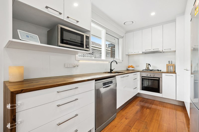 Photo - 3/171 Warrigal Road, Cheltenham VIC 3192 - Image 5