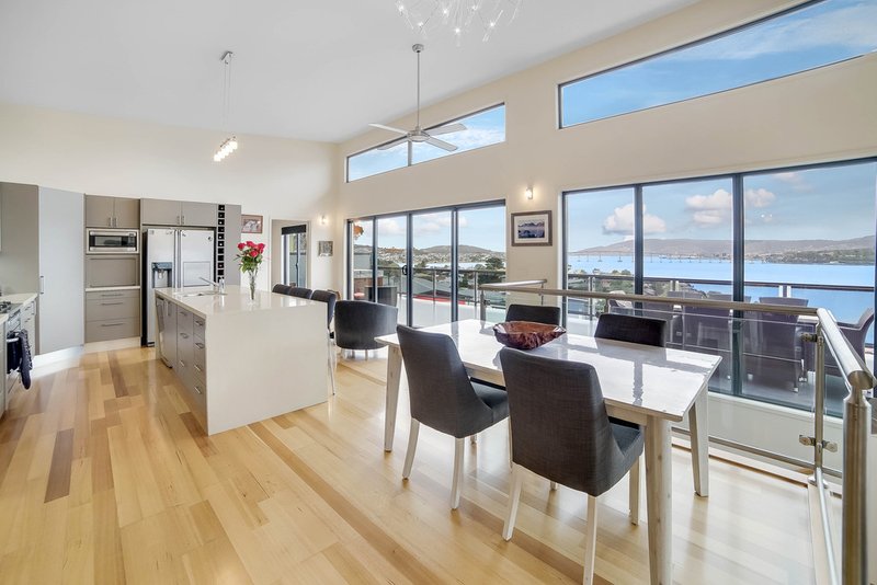 3/176 Derwent Avenue, Lindisfarne TAS 7015