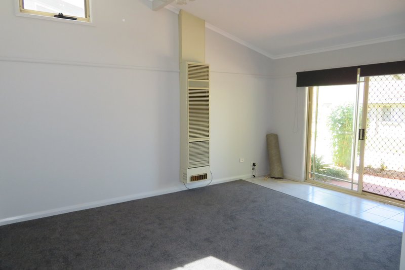 Photo - 3/178 Durham Street, Bathurst NSW 2795 - Image 3