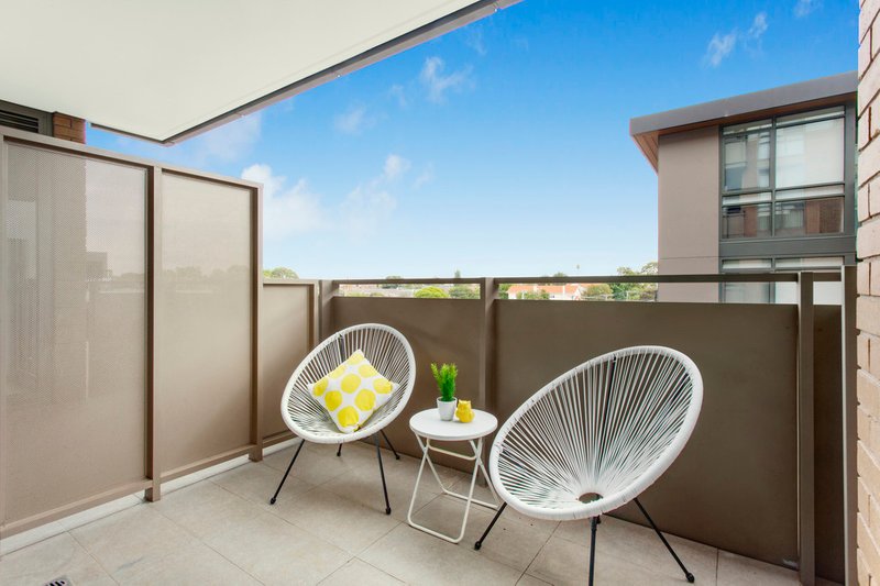 Photo - 317B/15 Bond Street, Caulfield North VIC 3161 - Image 6