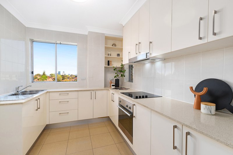 Photo - 31/8-14 Ellis Street, Chatswood NSW 2067 - Image 4