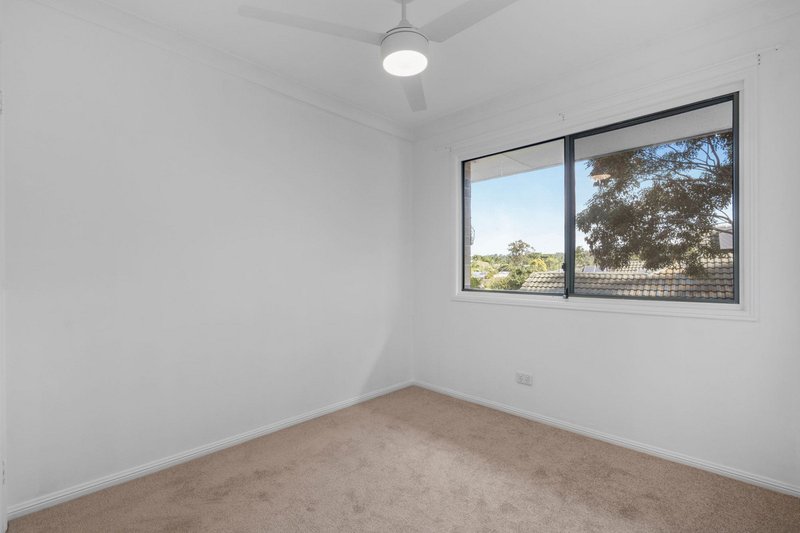 Photo - 3/18 Batchworth Road, Molendinar QLD 4214 - Image 9