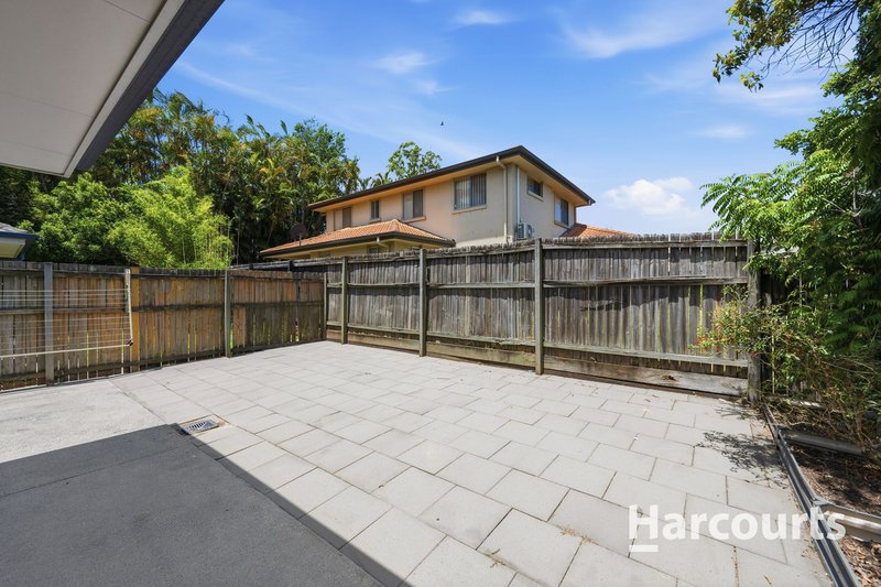 Photo - 31/8 Earnshaw Street, Calamvale QLD 4116 - Image 12