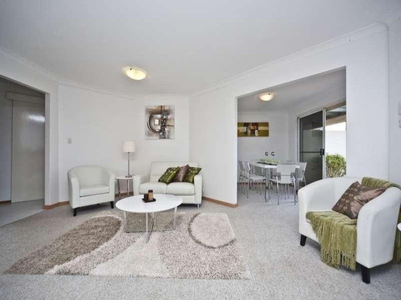 Photo - 3/18 Fogerthorpe Crescent, Maylands WA 6051 - Image 7