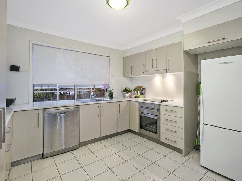 Photo - 3/18 Kingsley Parade, Yeronga QLD 4104 - Image 9