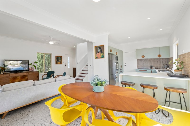 Photo - 3/18 Lockhart Street, Woolloongabba QLD 4102 - Image 1