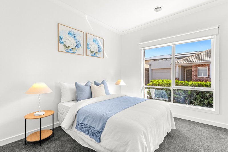 Photo - 3/18 Marigold Avenue, Altona North VIC 3025 - Image 8