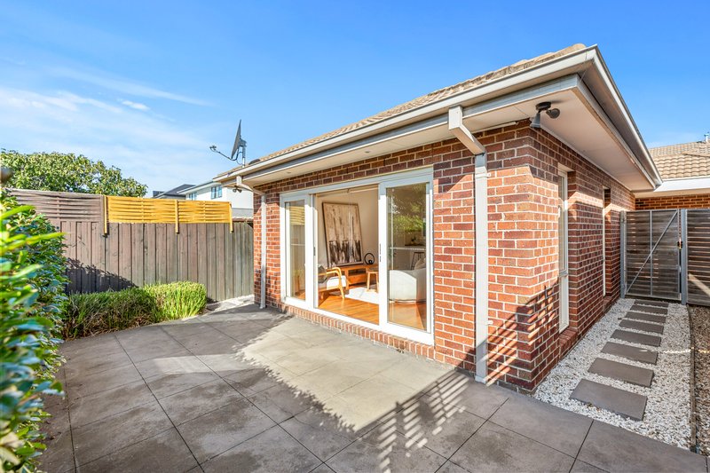 Photo - 3/18 Marigold Avenue, Altona North VIC 3025 - Image 9