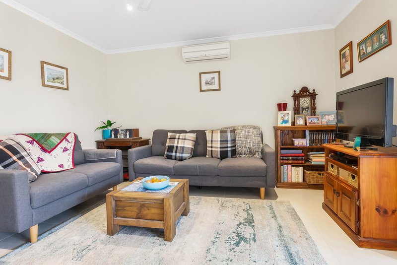 Photo - 3/18 Mcdonald Street, Werribee VIC 3030 - Image 6