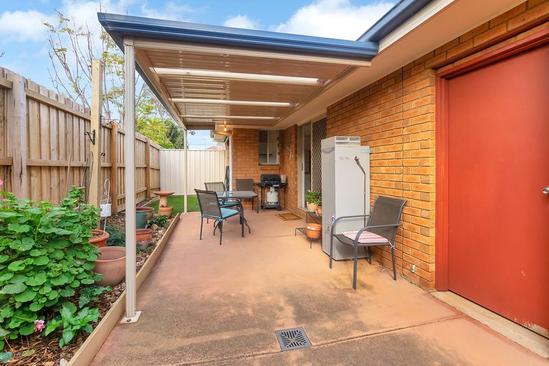 Photo - 3/18 Mcdonald Street, Werribee VIC 3030 - Image 9