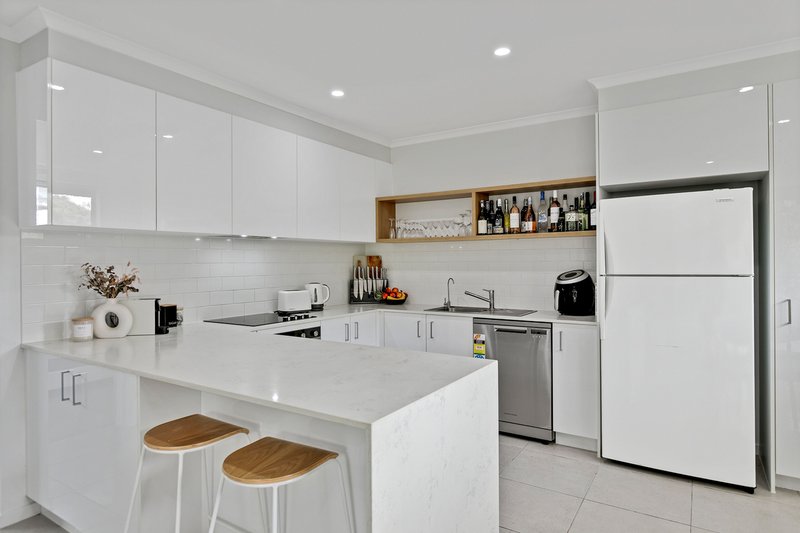 Photo - 3/18 Norman Avenue, Maroochydore QLD 4558 - Image 3