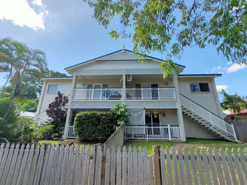 Photo - 3/18 Rose Street, Westcourt QLD 4870 - Image 1