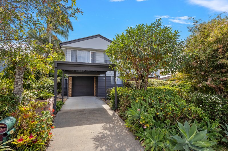 Photo - 318 Stanley Street, Strathpine QLD 4500 - Image 2