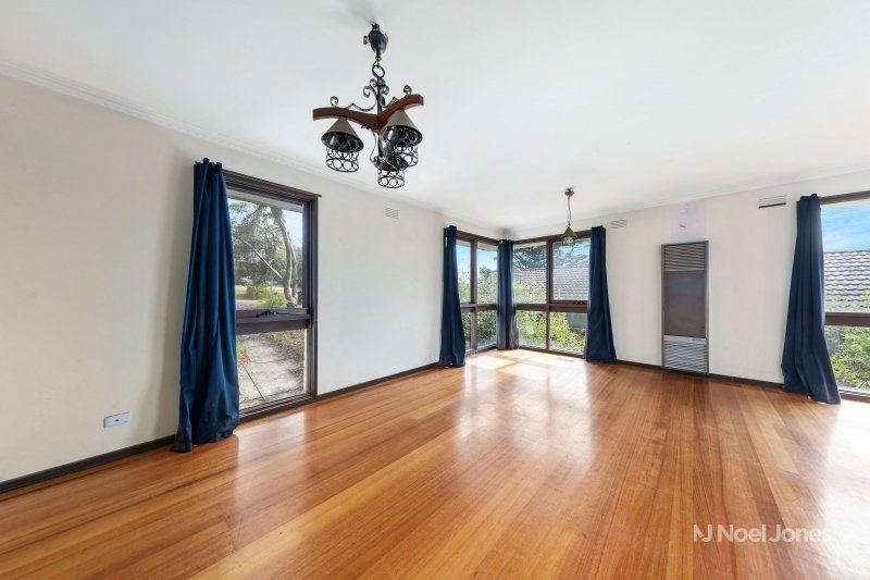 Photo - 318 Thompsons Road, Templestowe Lower VIC 3107 - Image 3