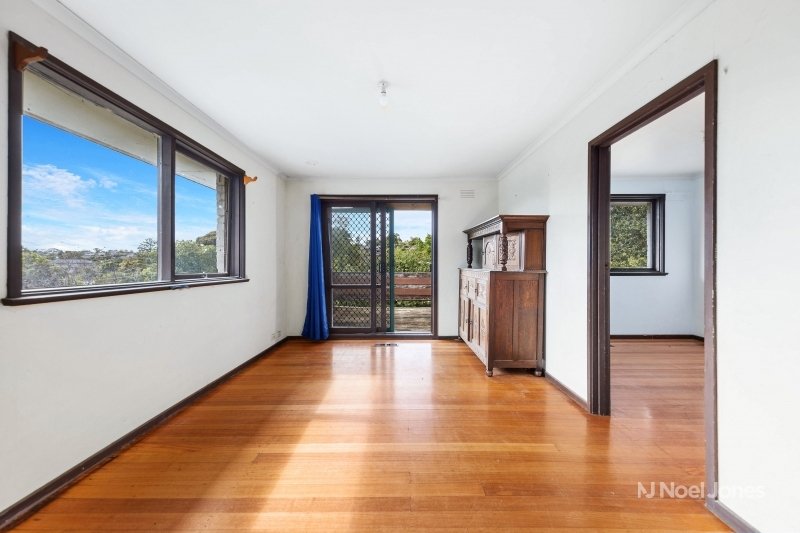 Photo - 318 Thompsons Road, Templestowe Lower VIC 3107 - Image 6