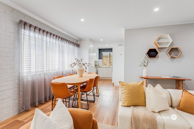 Photo - 3/18 Tramore Street, Margate QLD 4019 - Image 4