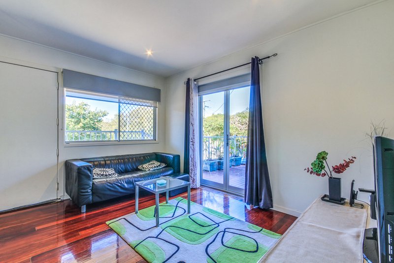 Photo - 3/18 Walter Avenue, East Brisbane QLD 4169 - Image 5