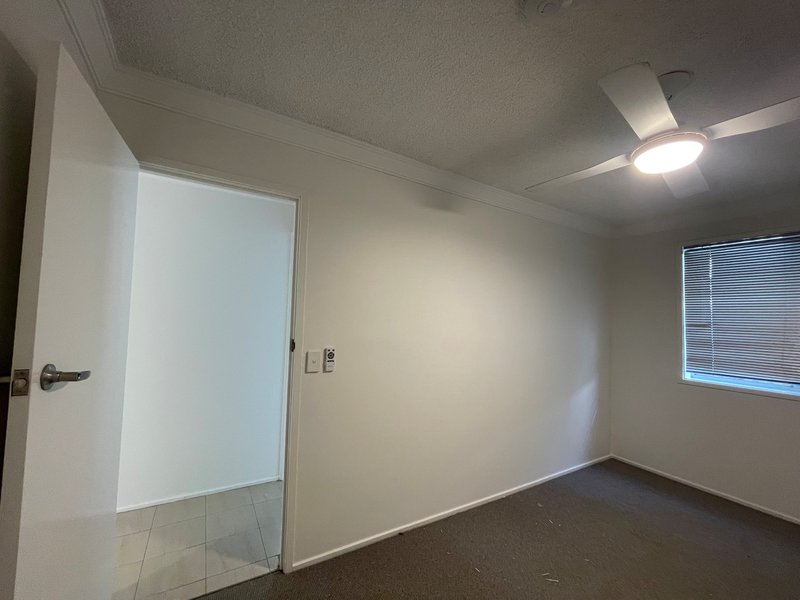 Photo - 3/18 White Street, Southport QLD 4215 - Image 4
