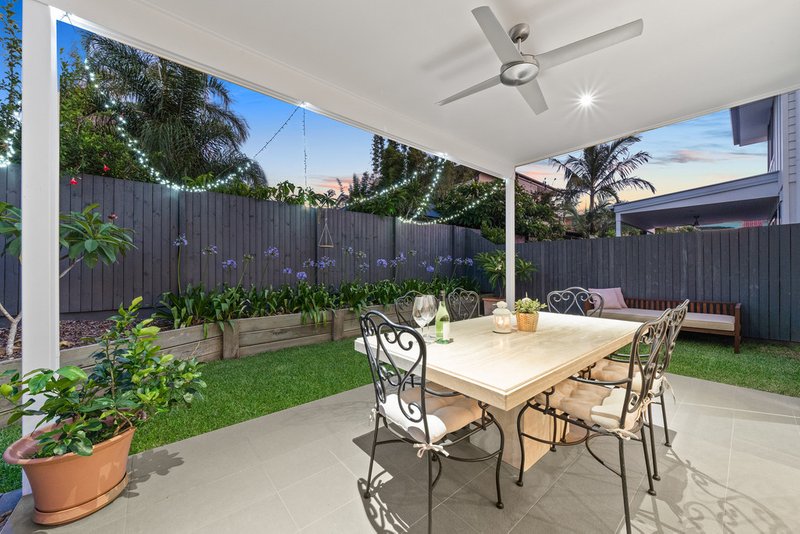 Photo - 3/18 Willmington Street, Wooloowin QLD 4030 - Image 3