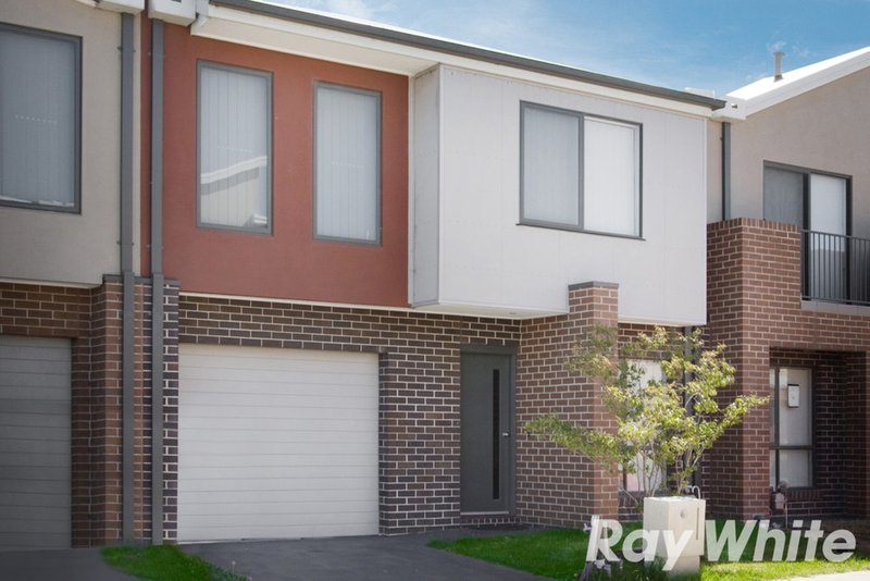 Photo - 3/180 Henry Road, Pakenham VIC 3810 - Image 2