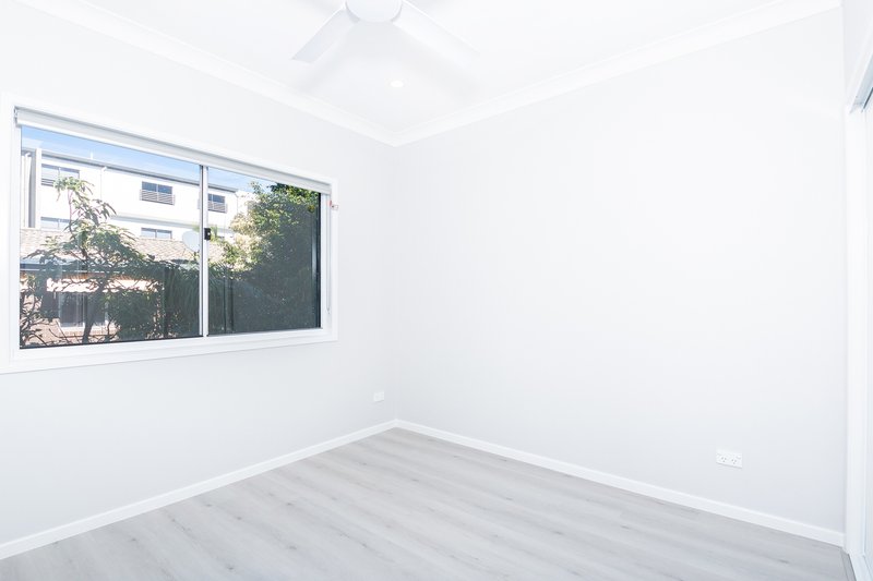 Photo - 3/180 Mein Street, Scarborough QLD 4020 - Image 8
