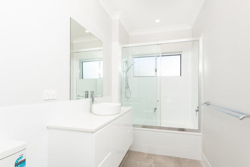 Photo - 3/180 Mein Street, Scarborough QLD 4020 - Image 9
