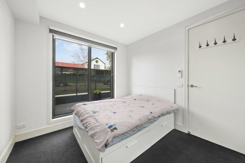 Photo - 3/181 Neerim Road, Carnegie VIC 3163 - Image 4