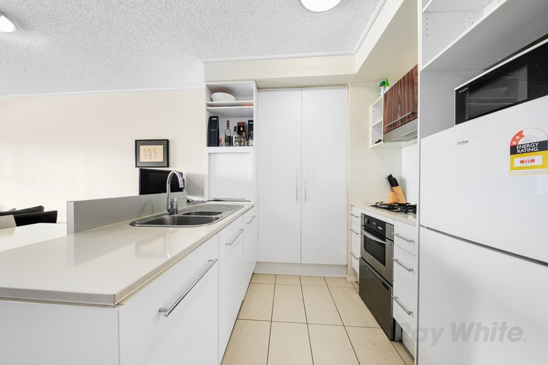 Photo - 318/1000 Ann Street, Fortitude Valley QLD 4006 - Image 3