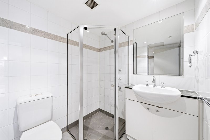 Photo - 318/2a Help Street, Chatswood NSW 2067 - Image 4