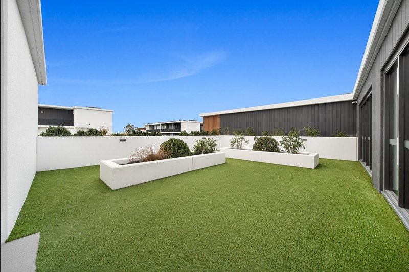 Photo - 318/363 Bernera Road, Edmondson Park NSW 2174 - Image 15