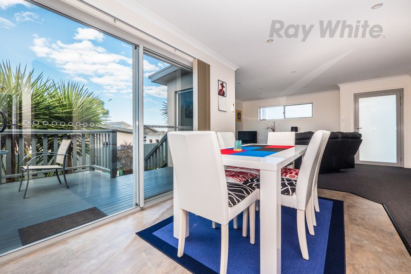 Photo - 3/184 Roslyn Avenue, Blackmans Bay TAS 7052 - Image 7