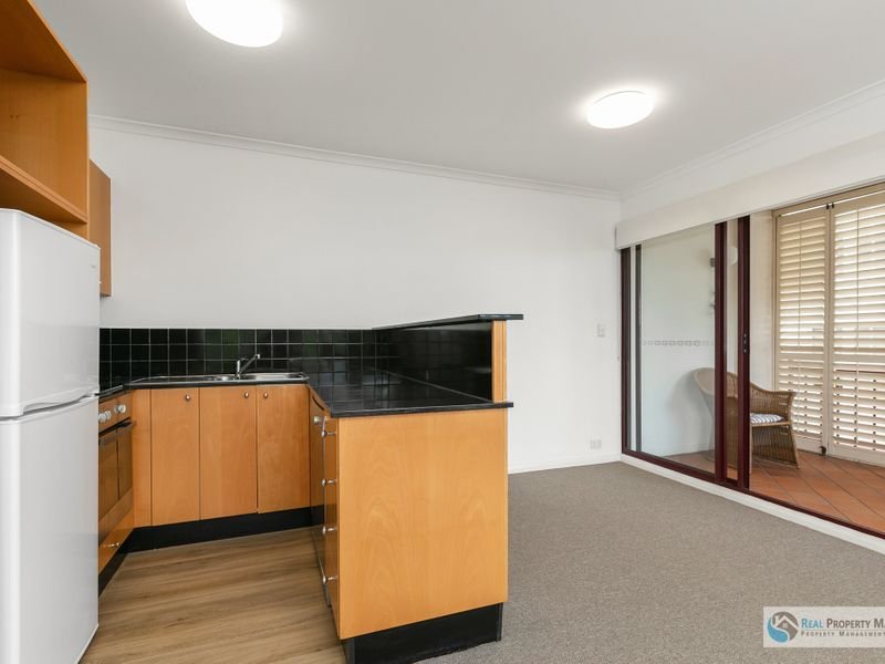 Photo - 318/508-528 Riley Street, Surry Hills NSW 2010 - Image 4