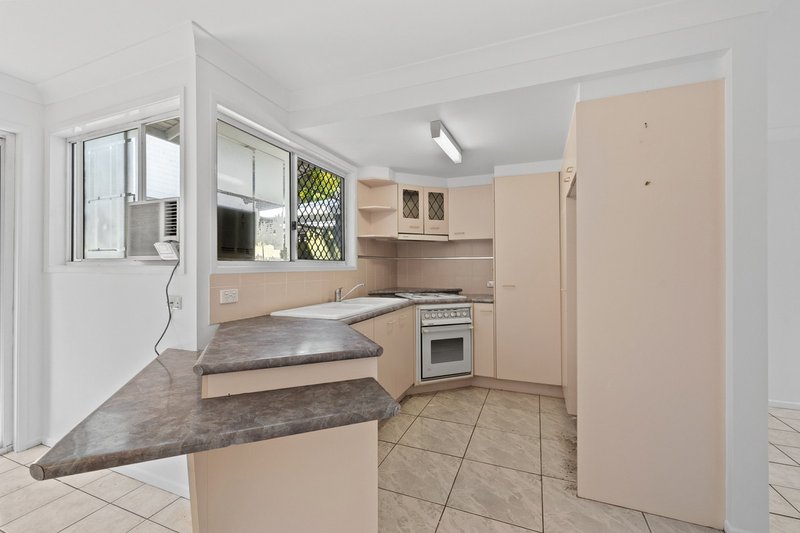 Photo - 3/186 Thorneside Road, Thorneside QLD 4158 - Image 2