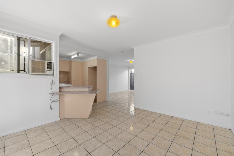 Photo - 3/186 Thorneside Road, Thorneside QLD 4158 - Image 3