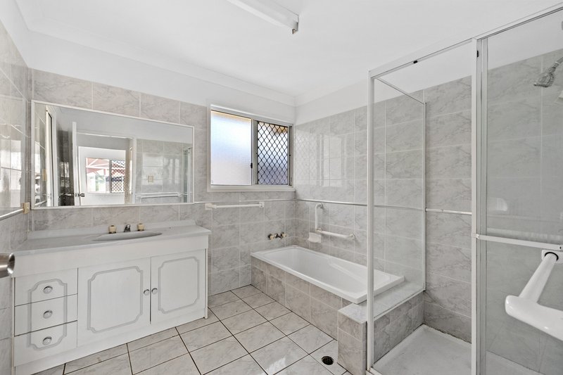 Photo - 3/186 Thorneside Road, Thorneside QLD 4158 - Image 11